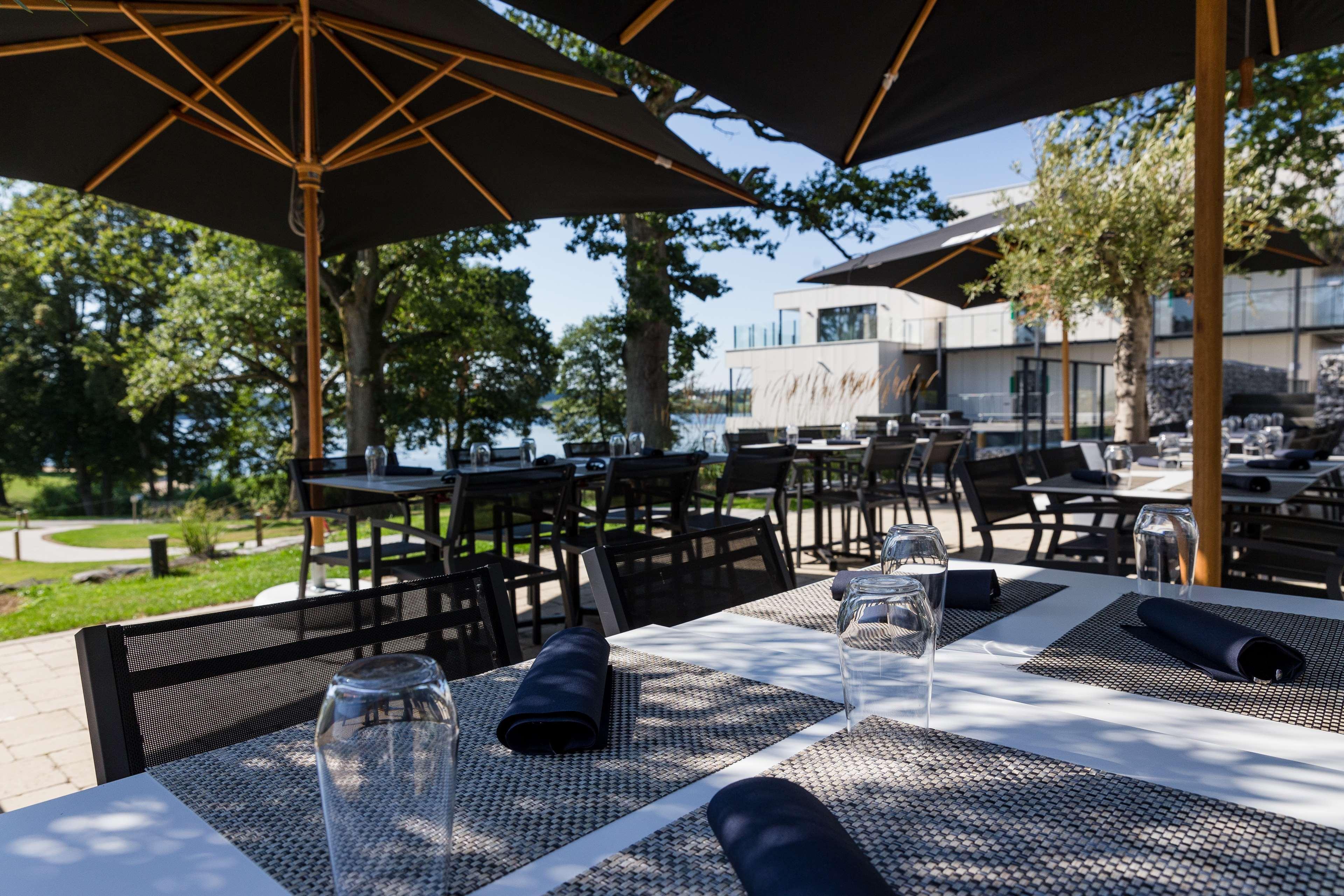 Golden Lakes Hotel Boussu-lez-Walcourt Exterior foto